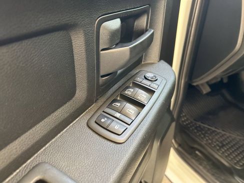 Used 2021 RAM 2500 Tradesman w/ Chrome Appearance Group image 39