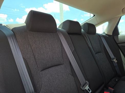 Used 2023 Honda Accord EX image 19