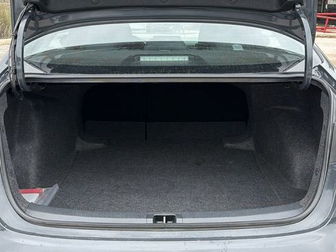Used 2025 Toyota Corolla LE FWD image 37