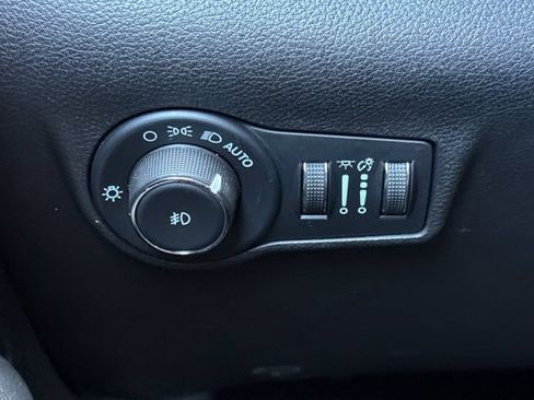 Used 2022 Jeep Compass Trailhawk w/ Trailhawk Elite Group AWD/4WD image 43