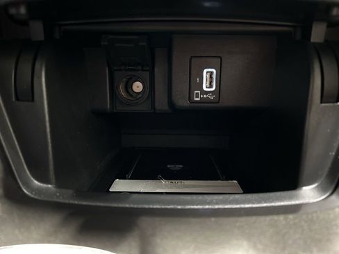 Used 2018 Honda Accord Touring image 21