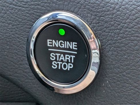 Used 2024 Ford Edge SE w/ Black Appearance Package image 37