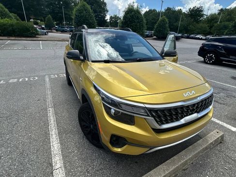 Used 2023 Kia Seltos Nightfall Edition AWD/4WD image 12