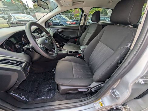 Used 2018 Ford Focus SE image 15