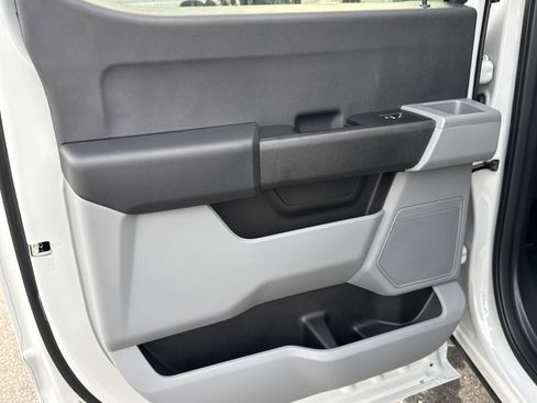 New 2026 Ford F350 XL w/ XL Chrome Package image 16