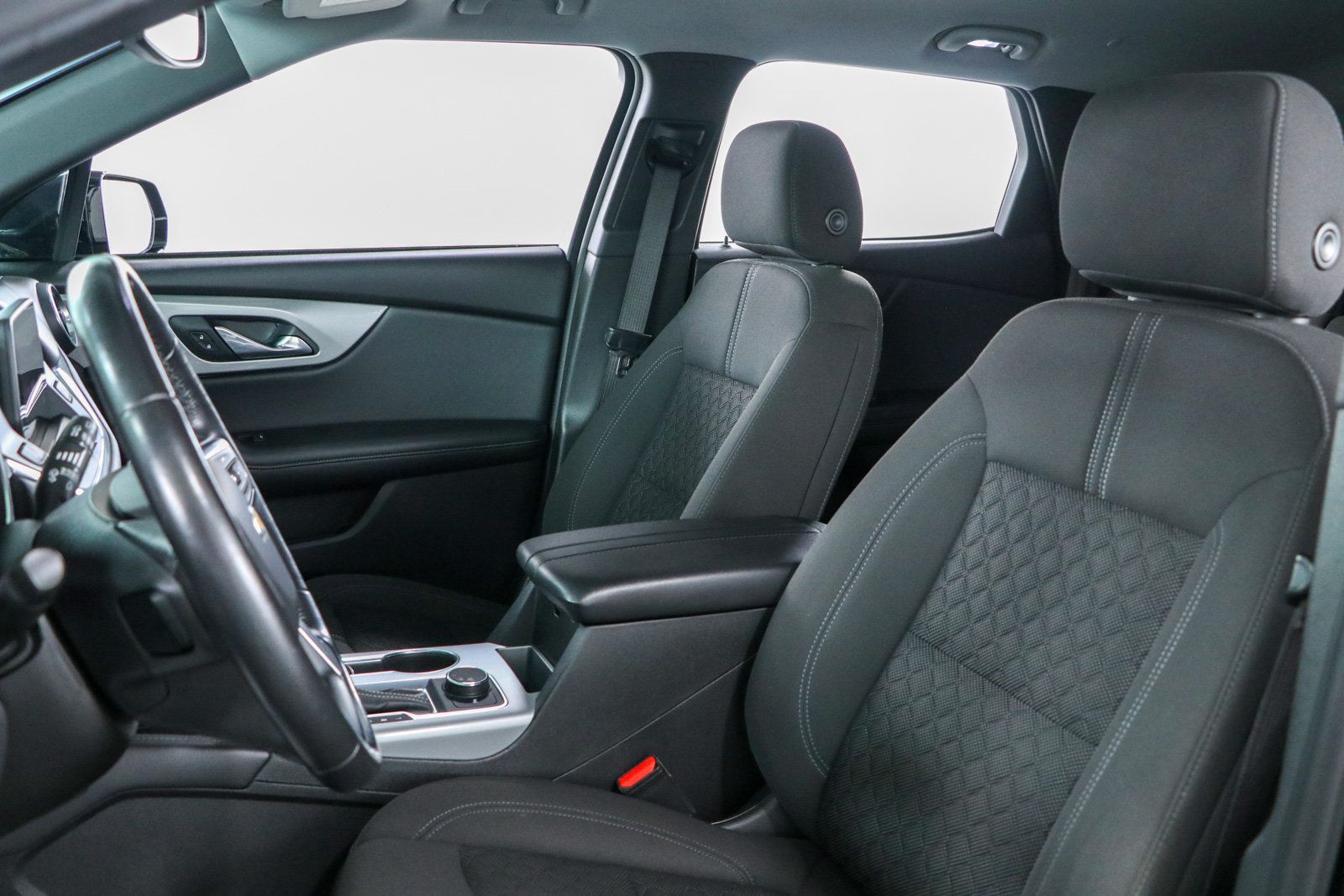 Used 2020 Chevrolet Blazer LT FWD image 23