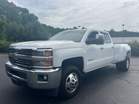 Used 2015 Chevrolet Silverado 3500 LTZ w/ Duramax Plus Package AWD/4WD image 16