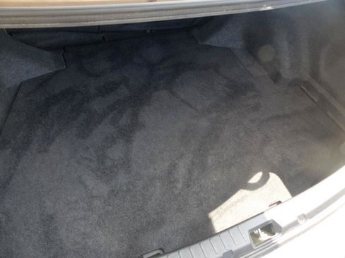 Used 2013 Toyota Corolla LE FWD image 30