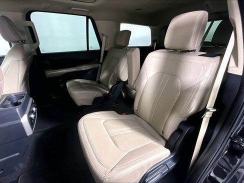 Used 2024 Ford Expedition Limited RWD image 26