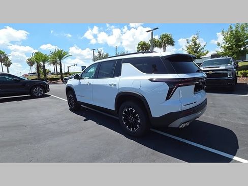 New 2026 Chevrolet Traverse Z71 w/ Driver Confidence Package AWD/4WD image 22