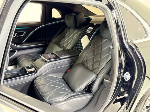 Used 2022 Mercedes-Benz Maybach S 580 4MATIC image 23