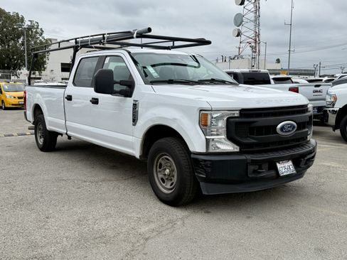 Used 2021 Ford F250 XL image 4