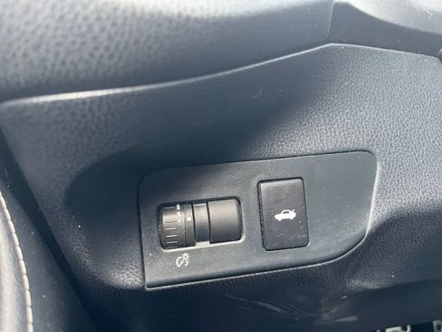 Used 2018 Toyota 86 RWD image 26