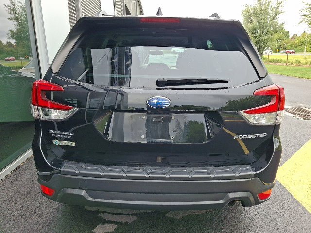 Certified 2023 Subaru Forester Premium AWD/4WD image 5