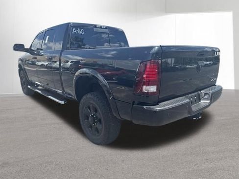 Used 2018 RAM 2500 Laramie w/ Sport Appearance Group AWD/4WD image 3