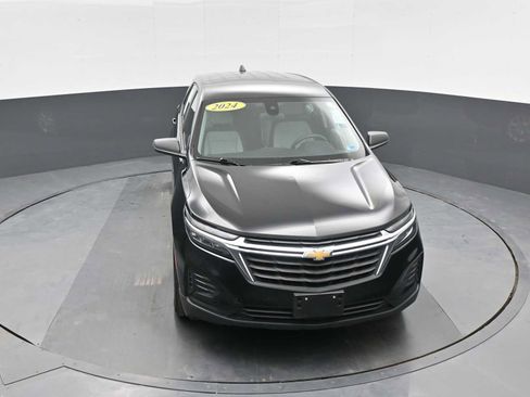 Used 2024 Chevrolet Equinox LS w/ Driver Confidence II Package image 11