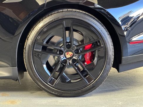 New 2026 Porsche Taycan 4S AWD/4WD image 33
