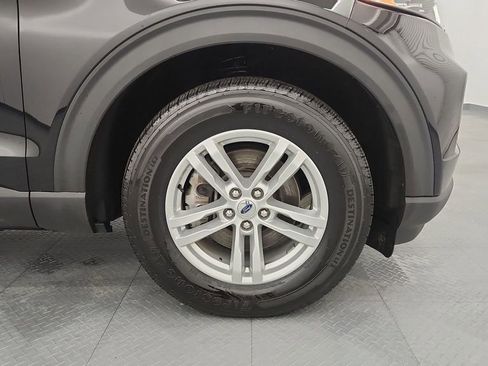 Used 2022 Ford Explorer XLT w/ Class IV Trailer Tow Package AWD/4WD image 25