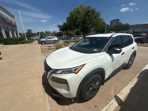 Used 2023 Nissan Rogue S FWD image 1