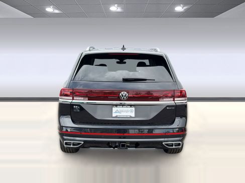New 2026 Volkswagen Atlas SEL Premium R-Line AWD/4WD image 10