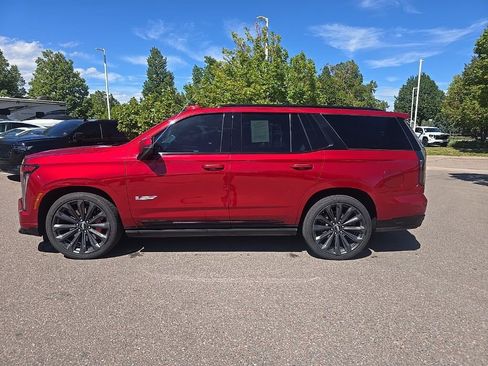 Certified 2025 Cadillac Escalade V AWD/4WD image 2