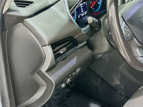 Used 2020 Chevrolet Traverse LT w/ LPO, Cargo Package FWD image 10