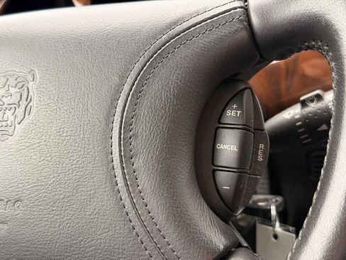 Used 1998 Jaguar XK8 Coupe RWD image 19