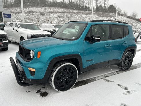 Used 2022 Jeep Renegade Altitude w/ Convenience Group image 13