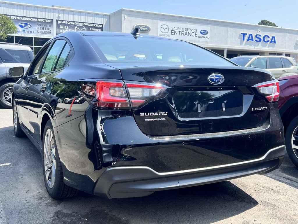 Certified 2025 Subaru Legacy Limited AWD/4WD image 5