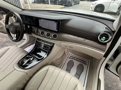 Used 2017 Mercedes-Benz E 300 image 45