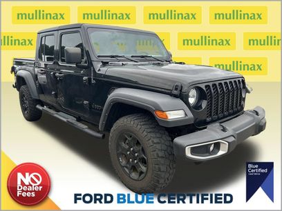 Used 2023 Jeep Gladiator Sport w/ Off Road Group