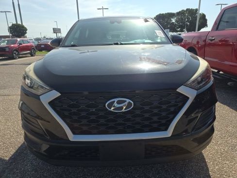 Used 2020 Hyundai Tucson SE FWD image 2