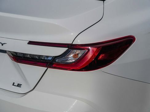 Used 2025 Toyota Camry LE image 8