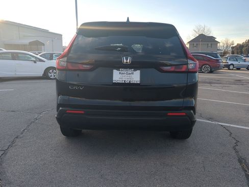 Used 2023 Honda CR-V EX image 7