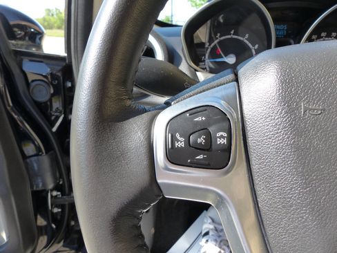 Used 2016 Ford Fiesta Titanium FWD image 25