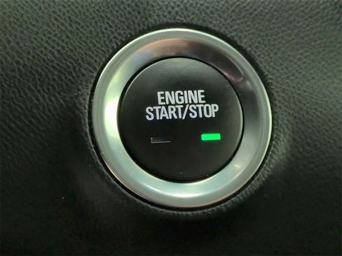 Certified 2022 GMC Terrain SLE w/ Driver Convenience Package image 16