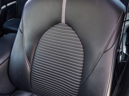 Used 2019 Toyota Camry SE w/ Carpet Mat Package FWD image 28
