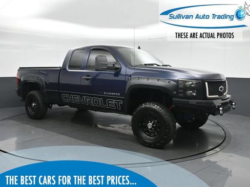 Used 2011 Chevrolet Silverado 1500 LS AWD/4WD image 1