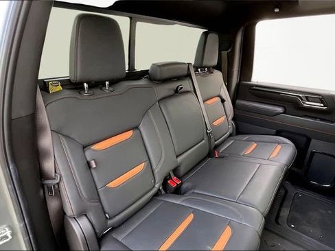 Used 2025 GMC Sierra 2500 AT4 w/ AT4 Premium Plus Package image 16