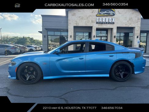 Used 2019 Dodge Charger Scat Pack w/ Dynamics Package image 2