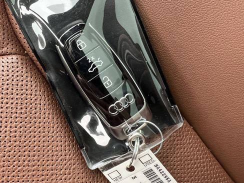 Certified 2025 Audi Q7 2.0T Premium Plus w/ Premium Plus Package image 38