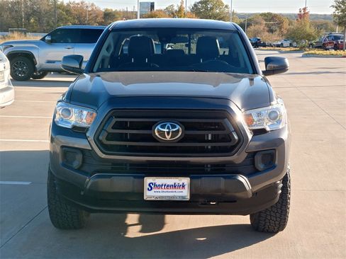 Used 2021 Toyota Tacoma SR w/ SR Convenience Package image 8