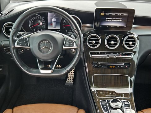 Used 2019 Mercedes-Benz GLC 43 AMG 4MATIC image 31