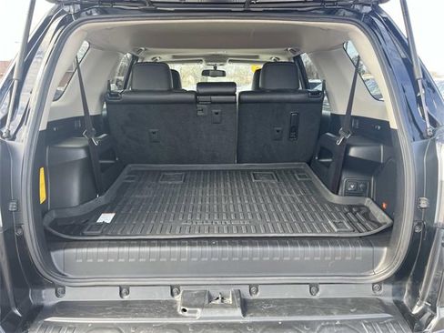 Used 2018 Toyota 4Runner Limited image 11