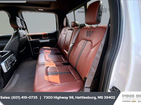 Used 2018 Ford F150 King Ranch w/ Equipment Group 601A Luxury AWD/4WD image 20
