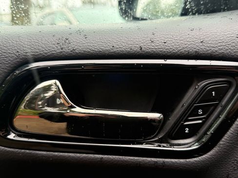 Used 2025 Dodge Durango GT image 25