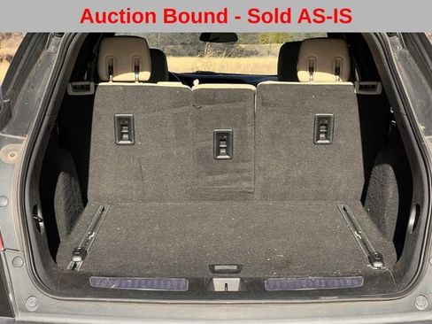 Used 2017 Cadillac XT5 Luxury w/ Driver Awareness Package image 31