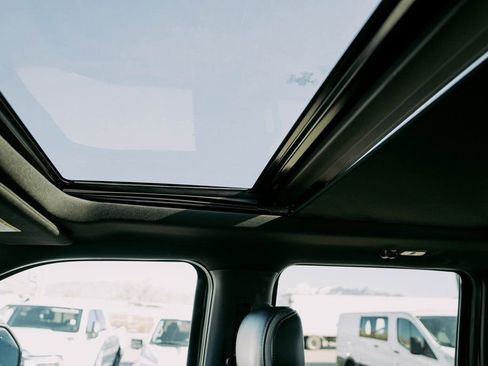 Used 2019 Ford F350 Platinum image 18