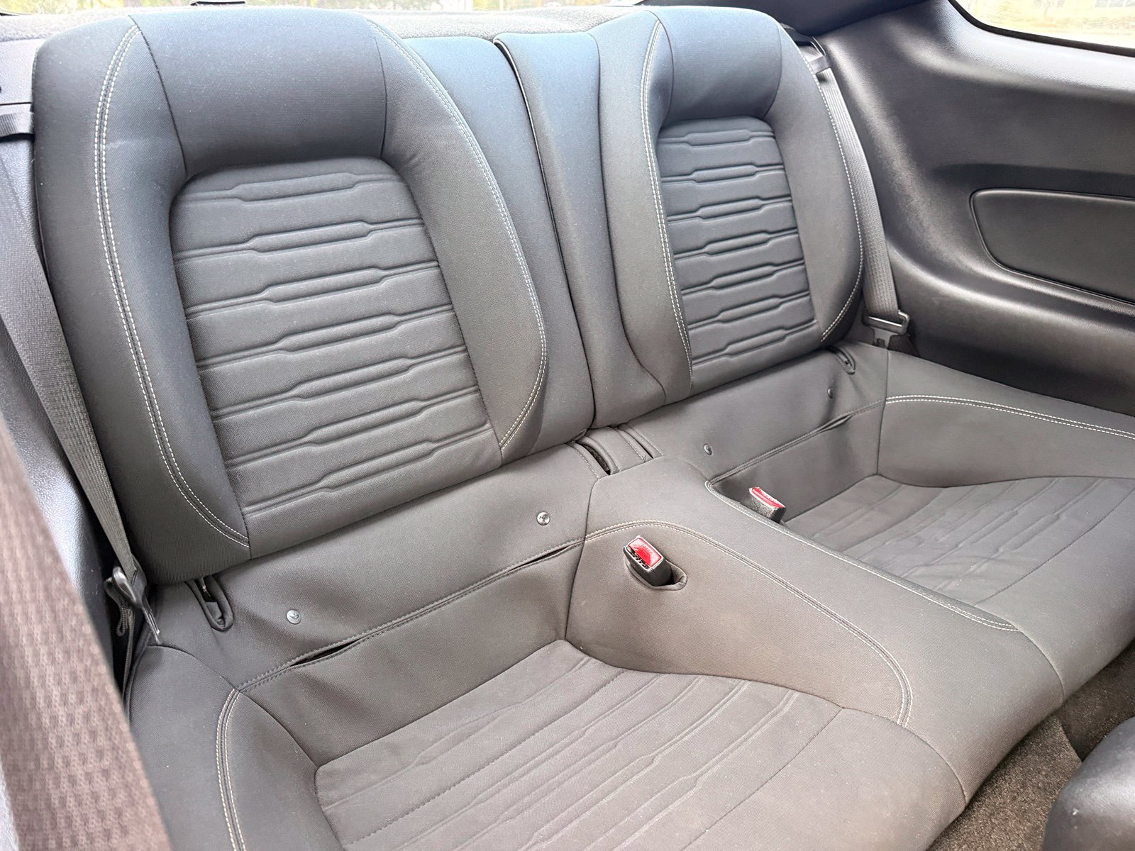 Used 2016 Ford Mustang GT RWD image 39