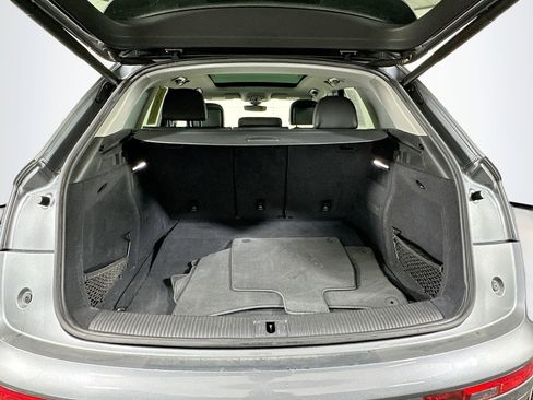 Used 2018 Audi Q5 2.0T Premium w/ Convenience Package image 29
